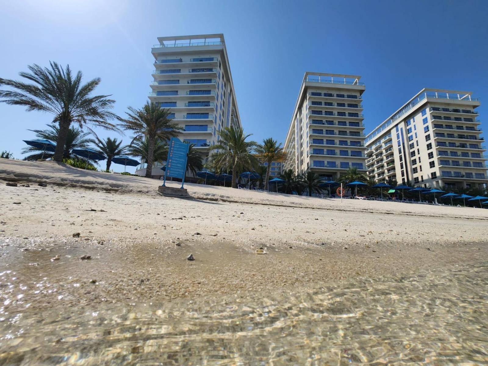 Marjan Island Beautiful Apartment Sea Side View Beach Luxury Rooms Ras Al Khaimah Uae Exterior photo